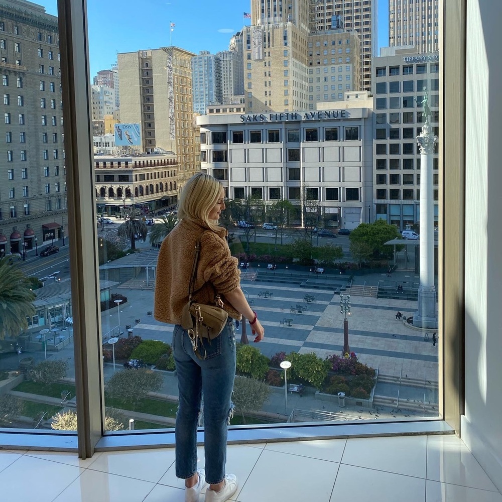 Meet your Posher, Taylor